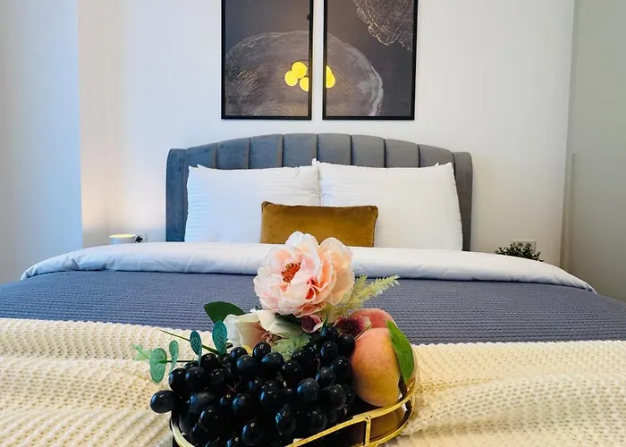 Premium City Escape - Bright Apartments By Sunlake Residence Bucureşti
